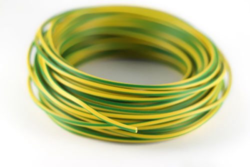 插座火線零線用4平方，地線用1.5平方？